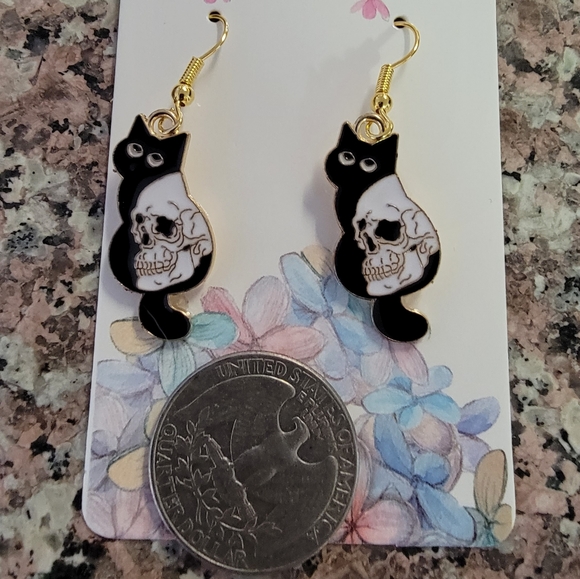 *2 for $13* Gothic Black Cat & Skull Earrings - Picture 3 of 4